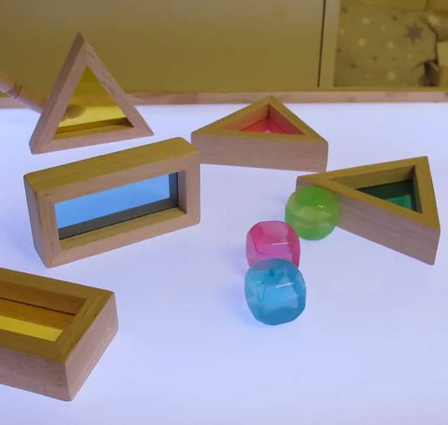 La Casa del Colibrí juguetes figuras de madera